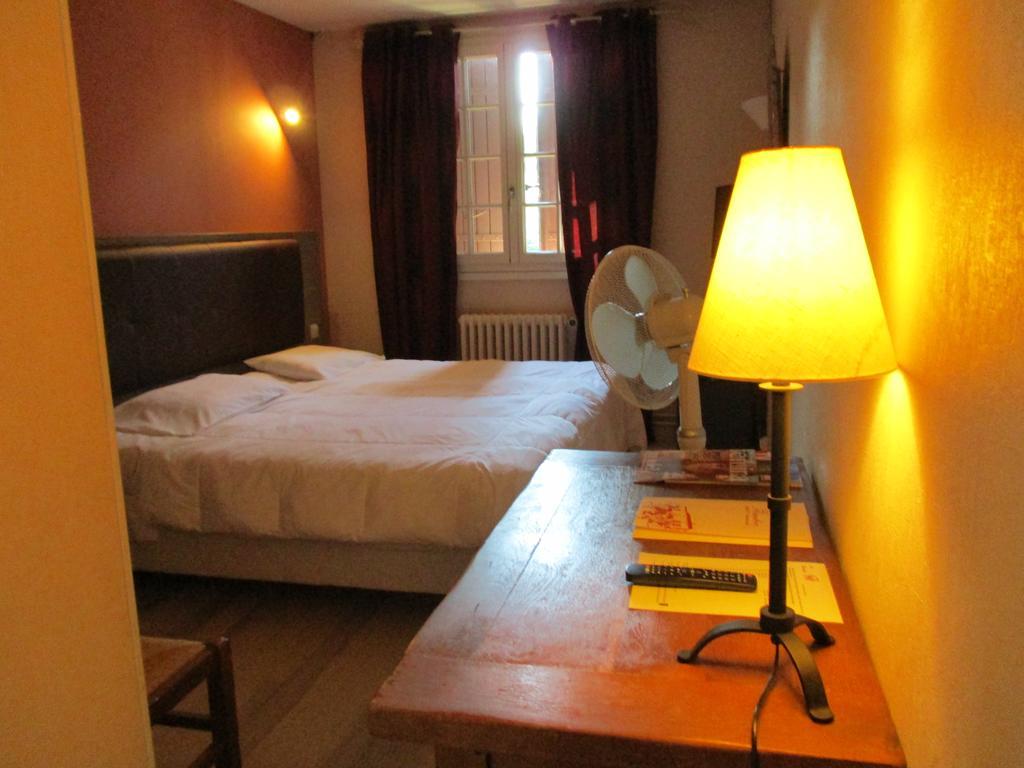 Hotel La Flambee Bergerac Kültér fotó